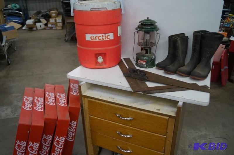 Gas lamp, coke shelves