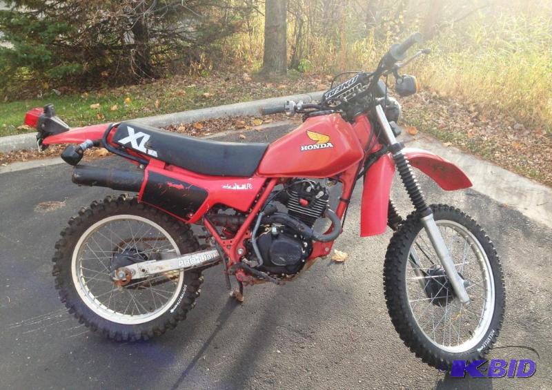 1983 Honda XL200r Classic Dirt Bike for Sale in Blaine, MN