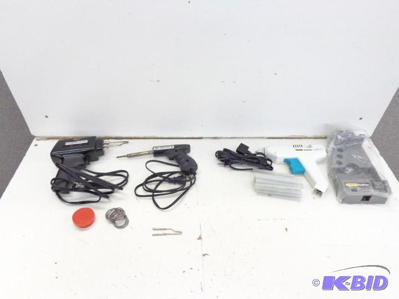 lot 102 image: Glue Gun   Stanley Make  Complete Kit  2 Sold...
