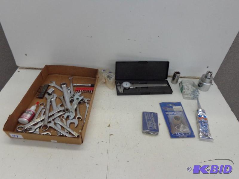 lot 117 image: Dial Caliper   Stainless Steel  Nice Assortme...