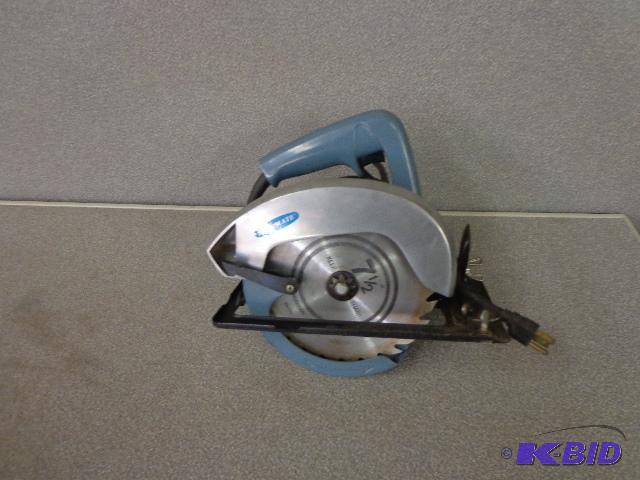 lot 14 image: Shopmate Circular Saw   7 12"  Like New...