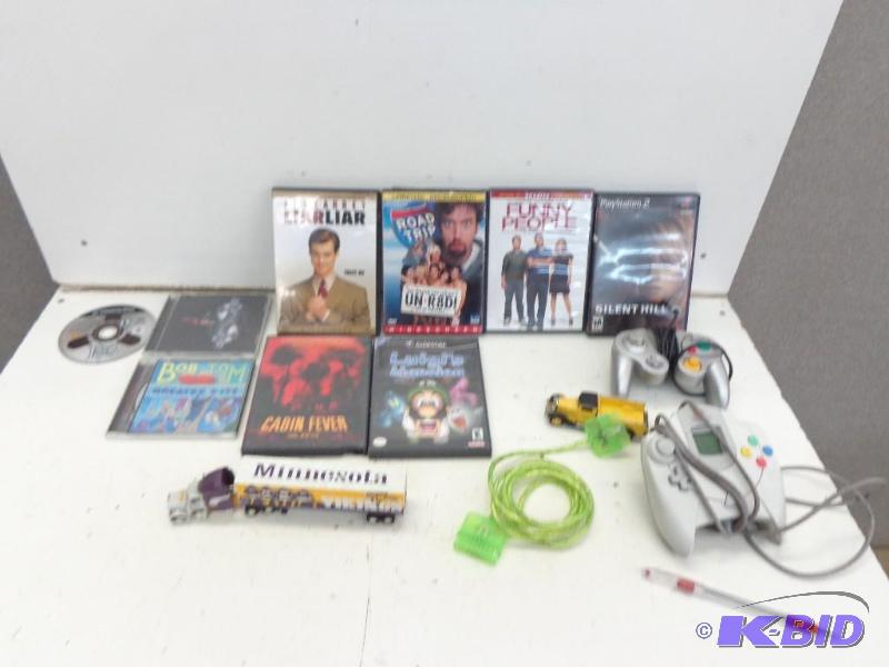 lot 143 image: Games for Game Cube   Various Games-   D...