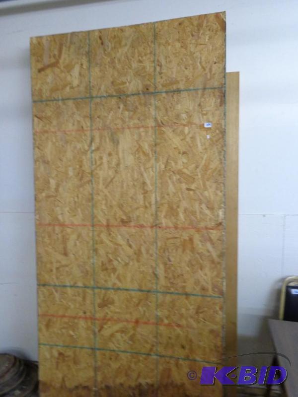 lot 154 image: Wafer board   2 Sheets  4 x 8  1 - 12"...