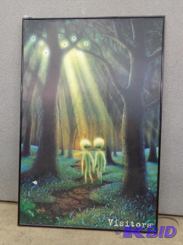 lot 190 image: Wall Hanging   Lighted Wall Hanging just need...