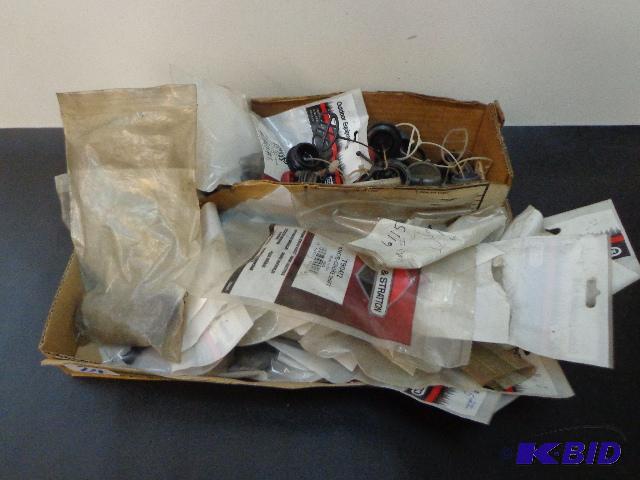 lot 24 image: Chainsaw Oil & Misc.   Chainsaw Oil - Lar...