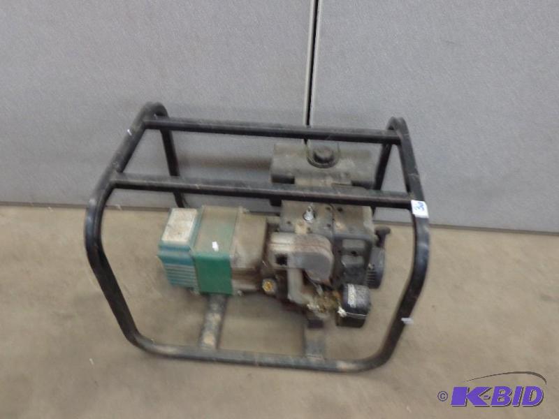 lot 36 image: Coleman Generator   Powermate&nbsp4000 Watt ...