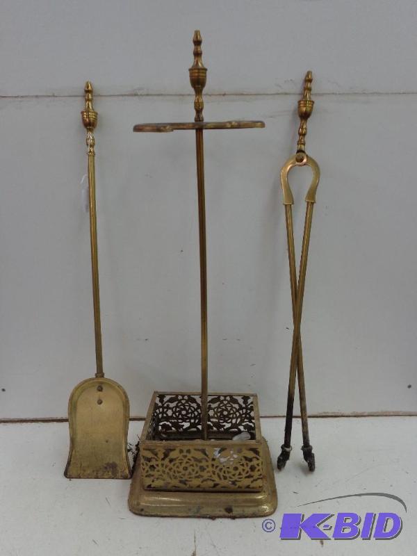 lot 94 image: Fireplace Tools   Brass Set  Handy for the Wi...