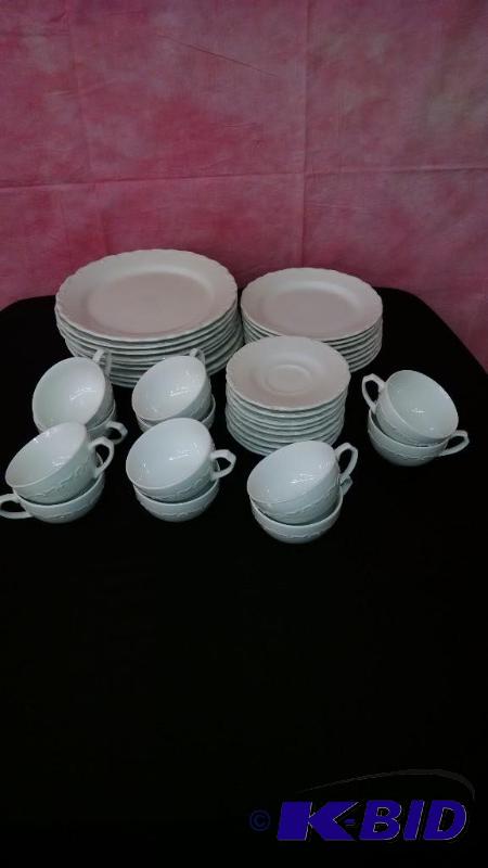 Dishes Set