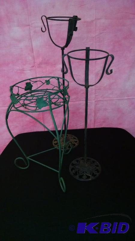 Outdoor Pot Stands