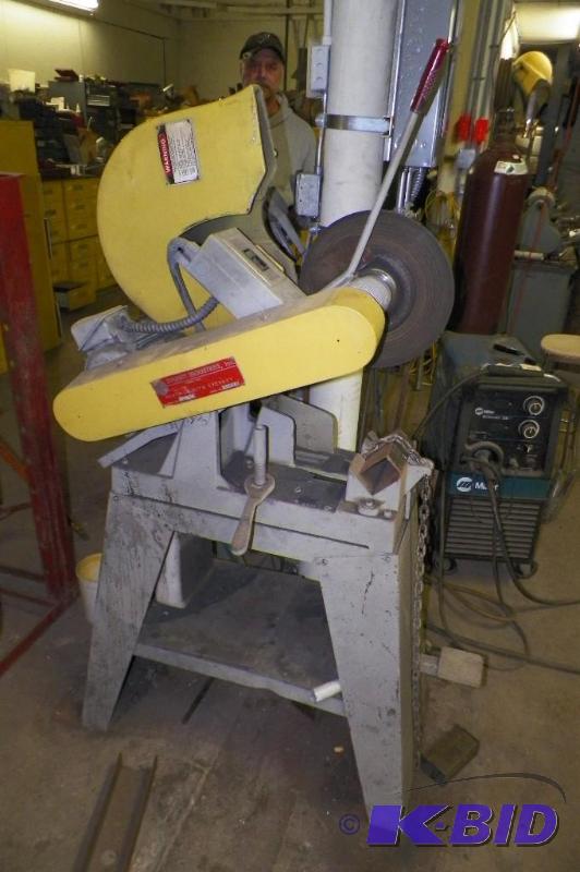 lot 101 image: Everest Industries 20 inch chop saw