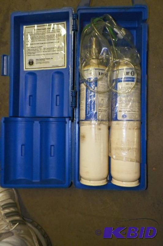 lot 151 image: Portable Oxygen Tanks _ Empty