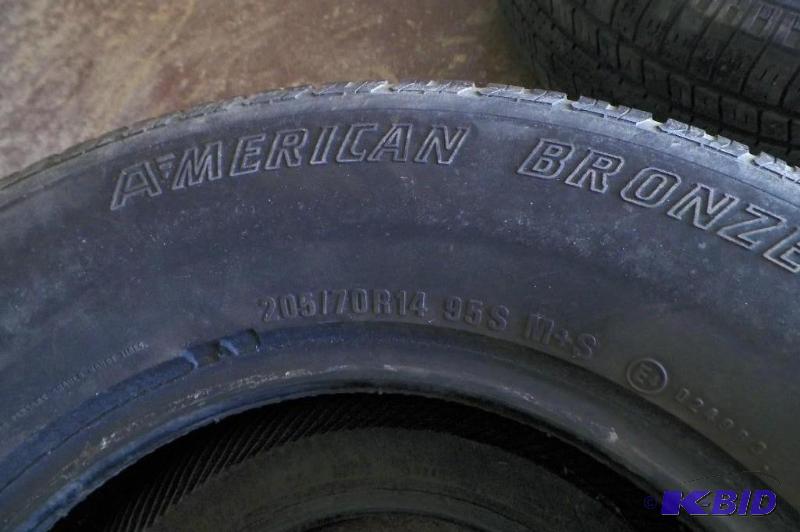 lot 27 image: Set of 2 20570R14 American Bronze Tires