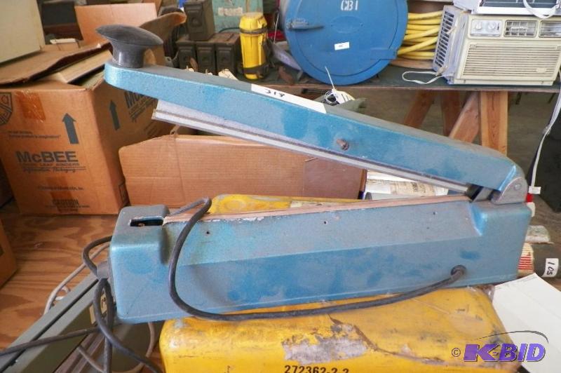 lot 318 image: Bag Sealer