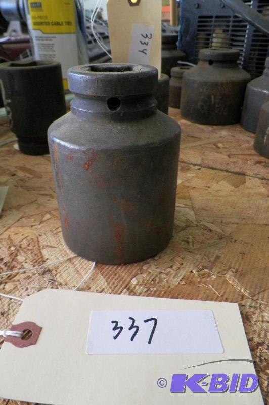 lot 337 image: 1 inch drive socket 2 38
