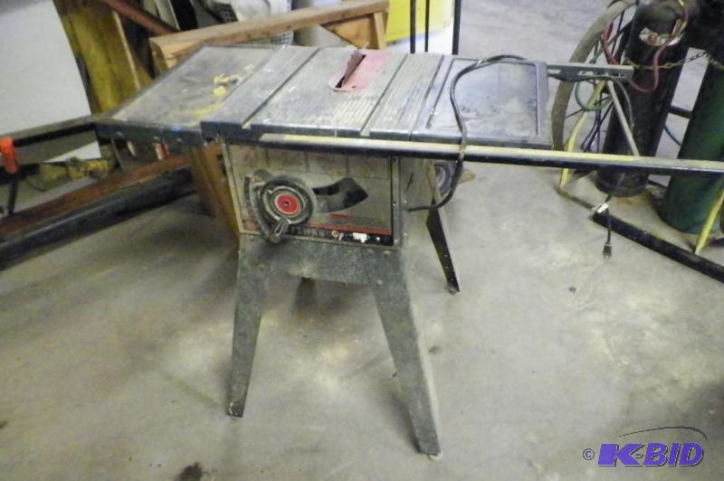 lot 41 image: Sears Craftsman 10 inch Table Saw