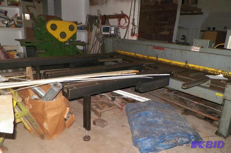 lot 5 image: Wysong  Power Squaring Sheer  Model 1010-RD 10 Foot 10 Gauge