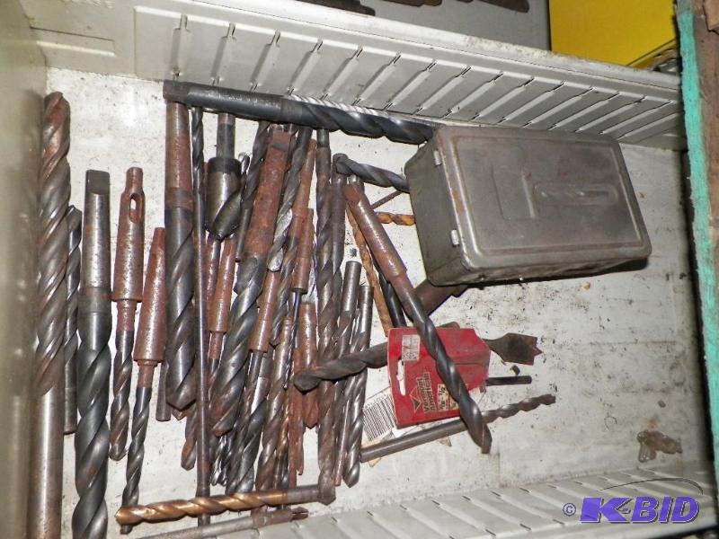 lot 53 image: Large lot of drill bits