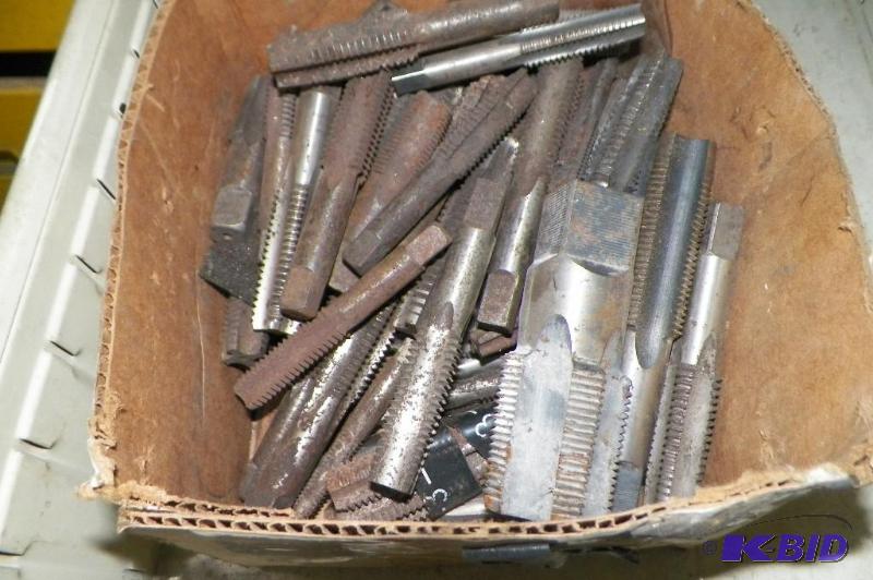 lot 82 image: Box of Cutting Tools