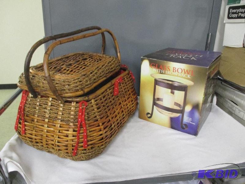 Wicker basket, glass bowl with iron rack candle