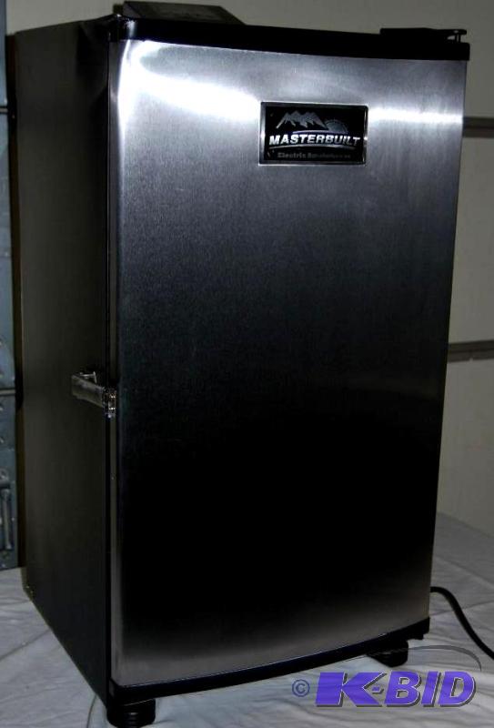 Masterbuilt 30&quot Digital Electric Smoker,...