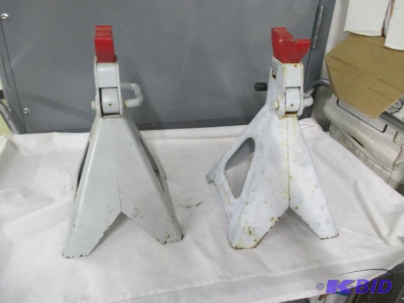 Floor Jacks