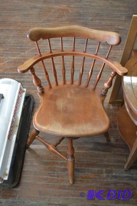 Wood Swivel Chair