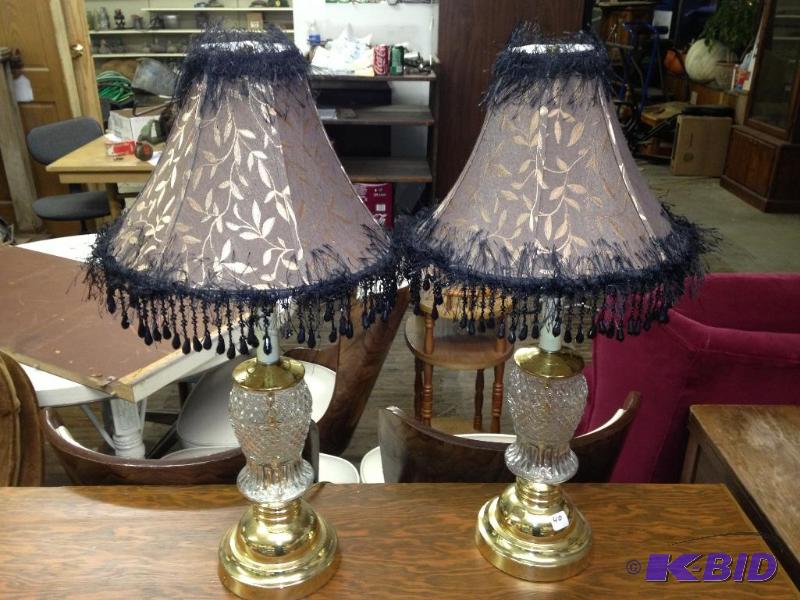 Pair of Lamps&nbsp  Walmart Quality, need so...