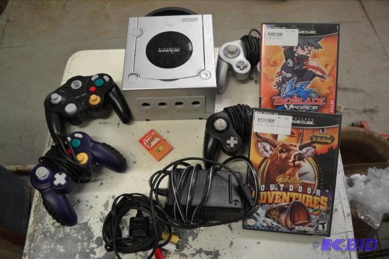 Game Cube, Controllers, Games