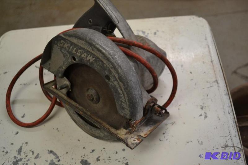 Skilsaw Circular Saw