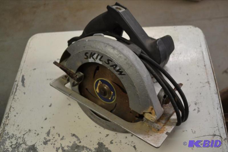 Skilsaw Circular Saw