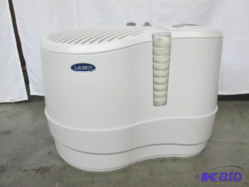 Lasko 9-Gallon Recirculating Humidifier