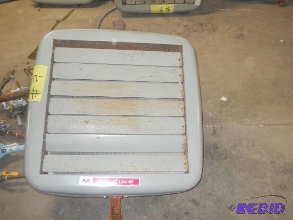 Modine hot water unit heater. Model HS 193501...