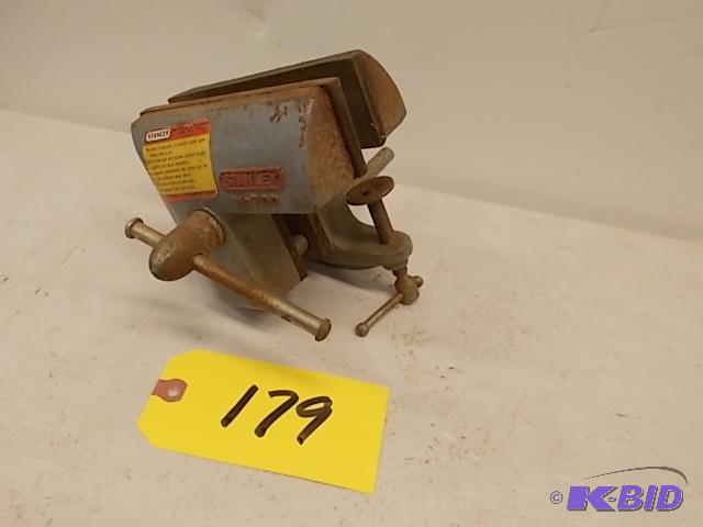 Stanley No. 700 5&quot Wood Workers Vise...