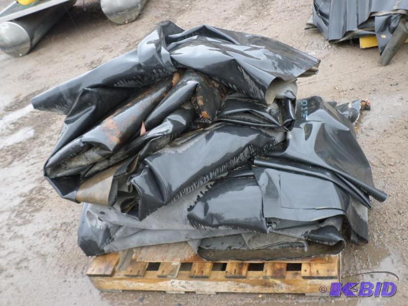 lot 14 image: Pallet Of Once Used Commercial Heavy Duty Lan...