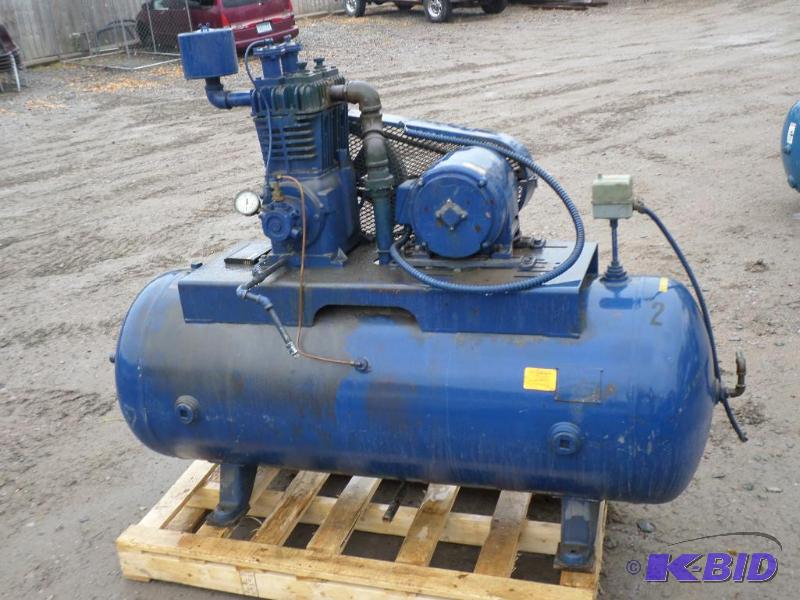 lot 7 image: Quincy Climate Control Commercial Compressor,...