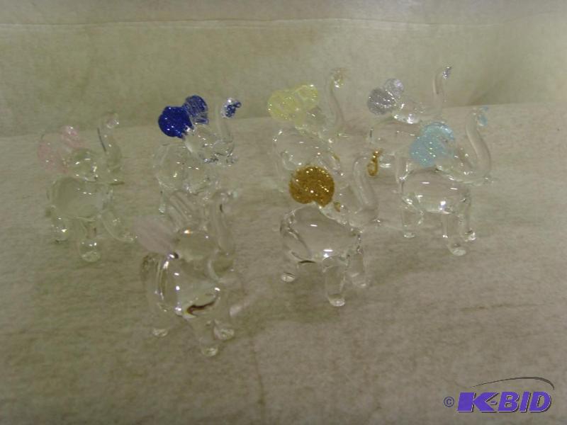 lot 132 image: Lucky 7 Glass Elephants