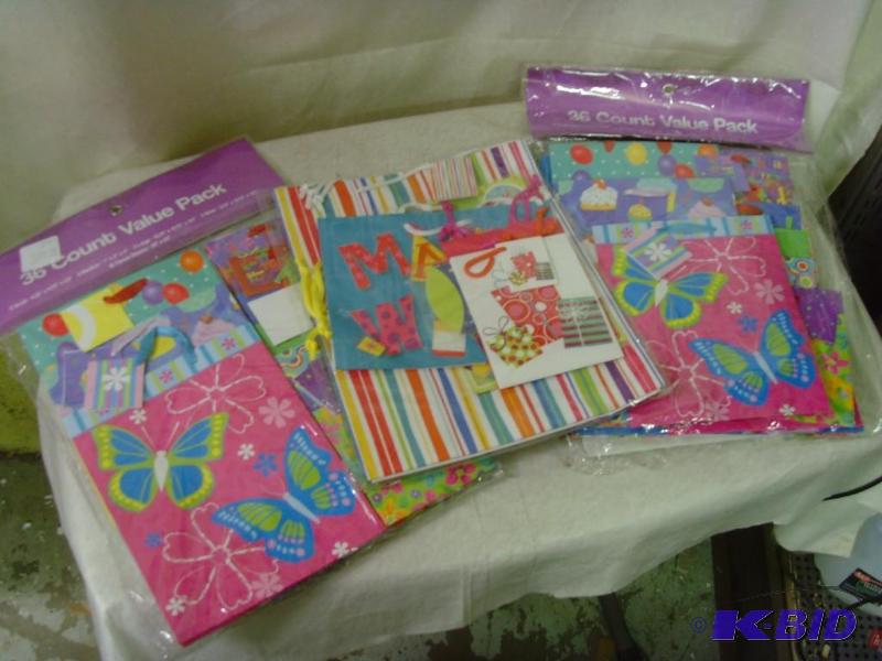 lot 137 image: 70 piece Gift Bag Lot