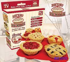 lot 17 image: As Seen On TV My Lil Pie Maker