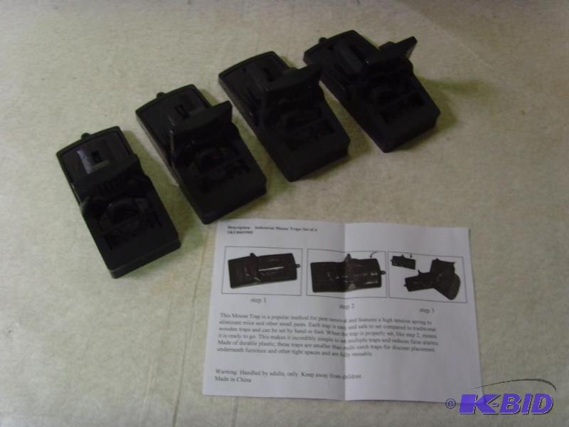 lot 179 image: Industrial Mouse Traps Lot of 4
