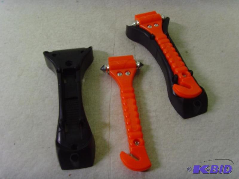 lot 190 image: Car Safety Hammer Set of 2