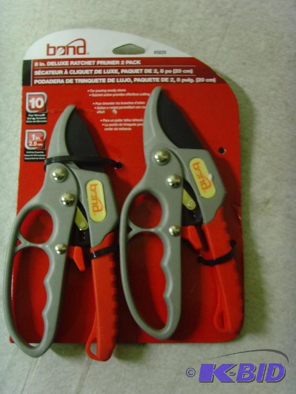 lot 197 image: Bond Deluxe Ratchet Pruner Set of 2