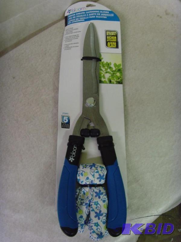 lot 200 image: Hedge Shears & Gloves Combo