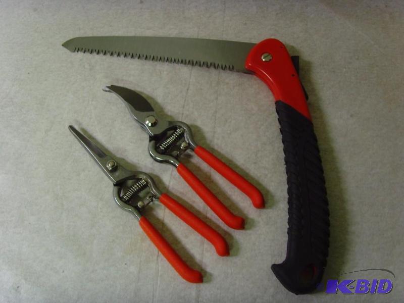 lot 201 image: Folding Saw & Two Pruners Set