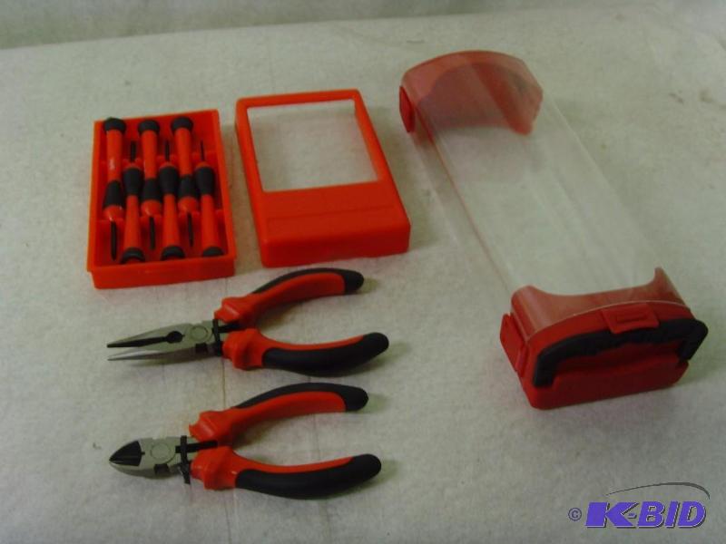 lot 209 image: Mini Precision Tool Set in Case
