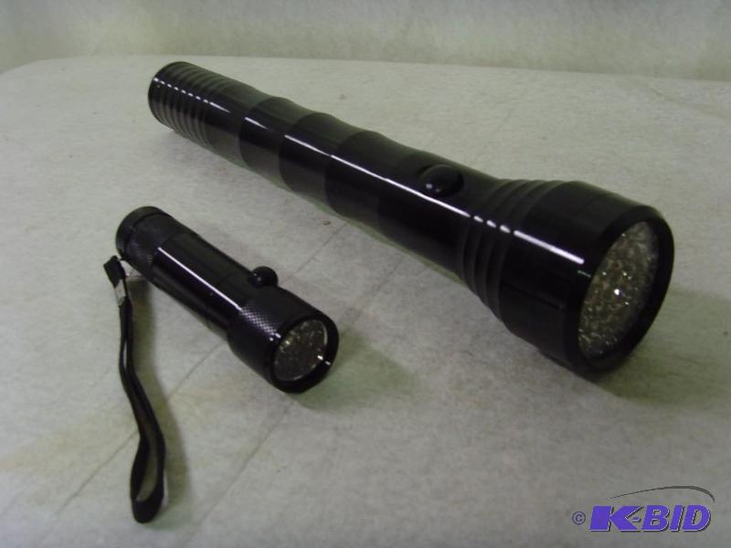 lot 220 image: LED Aluminum Flashlight Set