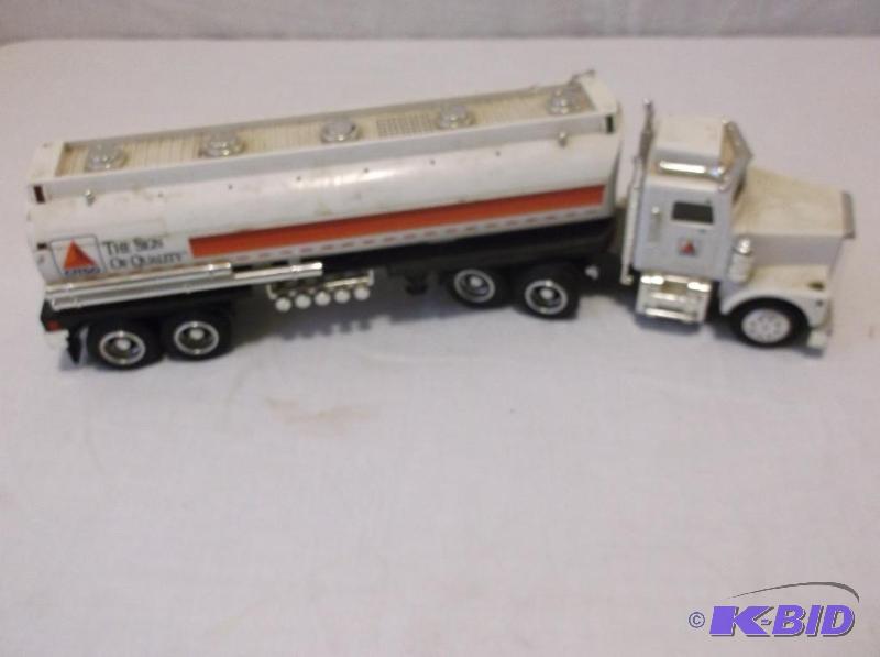 lot 69 image: CITGO tanker truck measuring 14" L x 3&q...