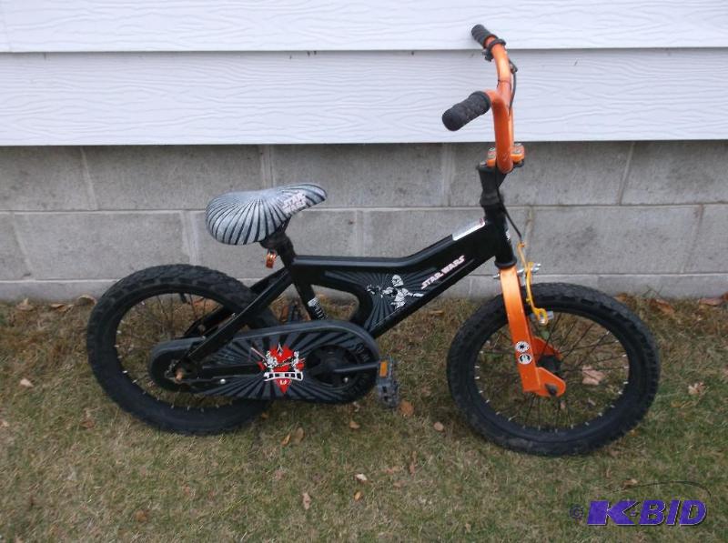 lot 85 image: Kids star wars bike in great condition....