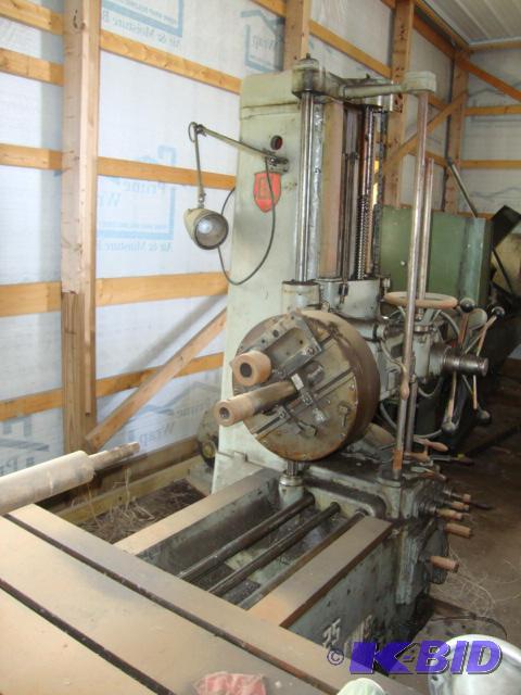 lot 28 image: Boring Mill