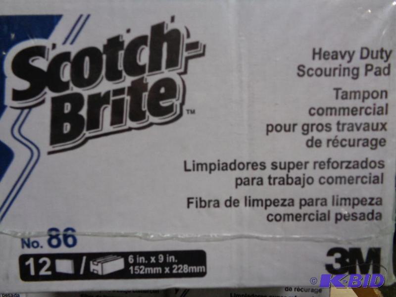 lot 32 image: Scotch Brite Pads
