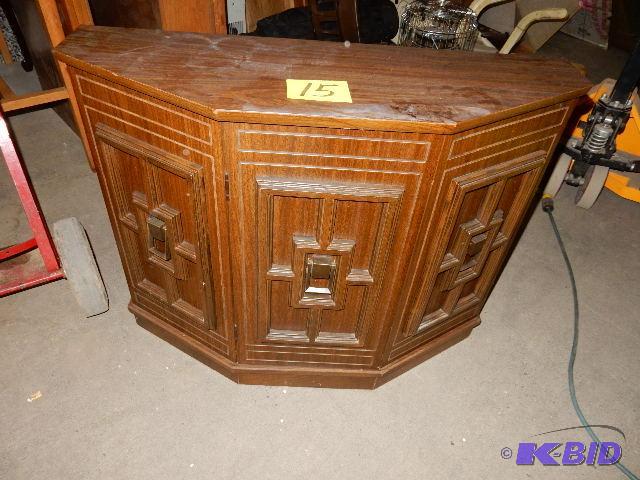 12 cabinet wall unit.. Storage.. Simulated W...
